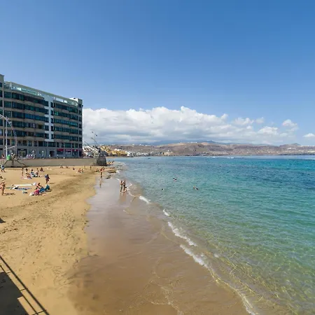 In Palmas Near Canteras