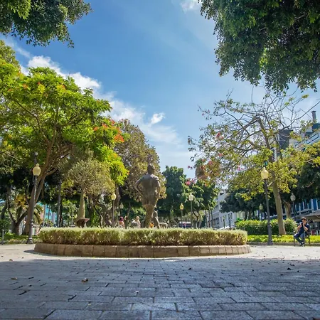 In Palmas Near Canteras Prázdninový dům *